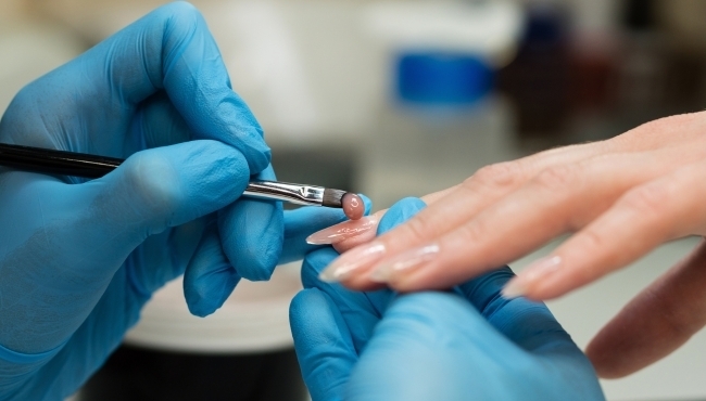 Impara un Mestiere | Corso Semipermanente per Unghie